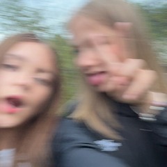 mia x