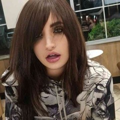 Rawkxlla Fangirl :3