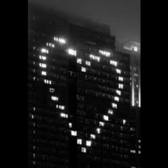 <3