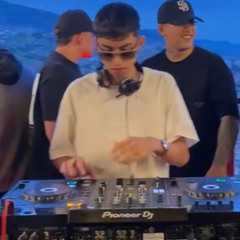 Tomás Uribe Dj