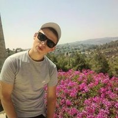 Андрей Захаров
