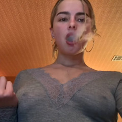❦