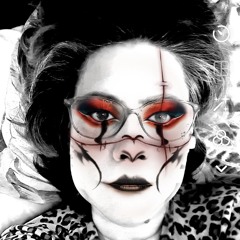 anukita // red ded widow