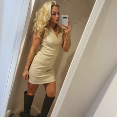 Nikki Adams