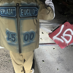 E Plaza Boy