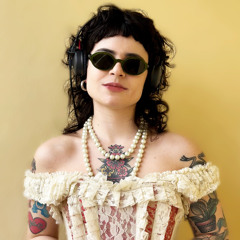 nicolle velcro