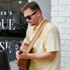 HOT MULLIGAN FEATURING MARK HOPPUS