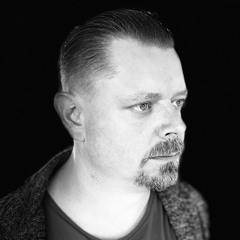 Sebastian Moore Official