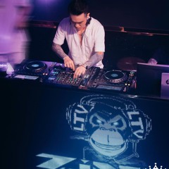 DJ Zinh