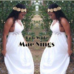 Mae Sings