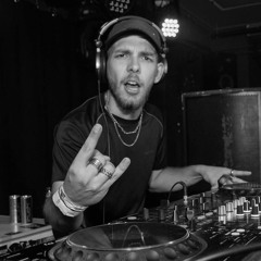 Dj - ThundeROman - F#cking Sh!t