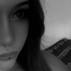 𝐵𝓁𝑒𝒶𝓇𝓎 𝑒𝓎𝑒𝒹