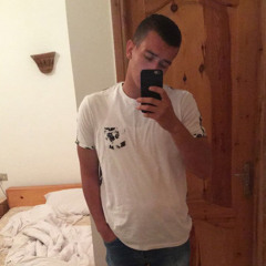 Amr Hussien 30