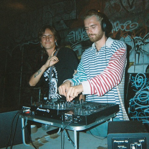 THE DISJONCTED MIX