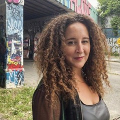 Andrea Kalajian