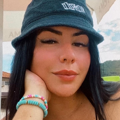 Carolina Andrade’s avatar