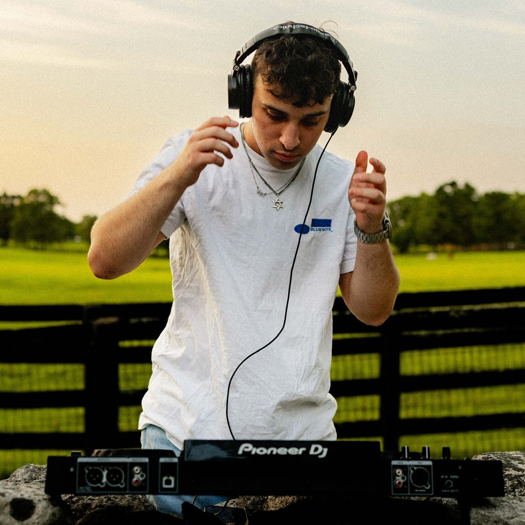 Stream envy. music | Listen to songs, albums, playlists for free