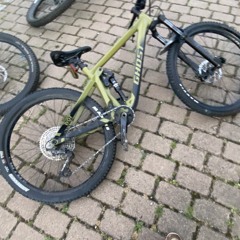 es ist Frido_on_bike