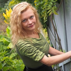 Stream Ulrike Hauschild music | Listen to songs, albums