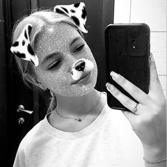 Каролина Очкась