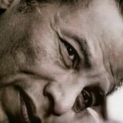 " مُصْطَفَى "