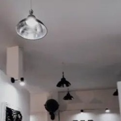 IT DOESN'T MATTER, I FOUND VERSAILES AGAIN.