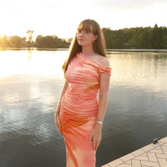 𝚁𝚊𝚌𝚑𝚊𝚎𝚕 𝚂𝚖𝚒𝚝𝚑