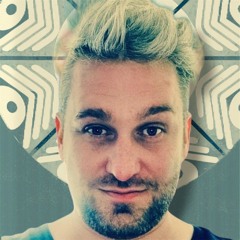 MIKIAMØ