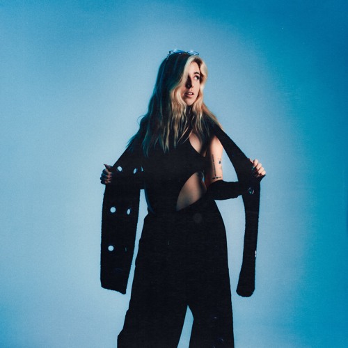 [IVY] — artist photo