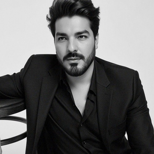 MIKE SORIANO — artist photo
