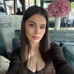 Anastasiia🐾