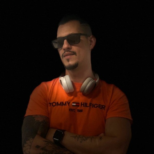 Jose Tena Deejay’s avatar