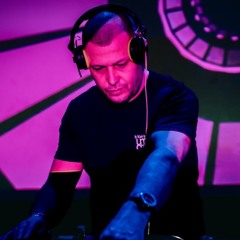 dj  Yon  C