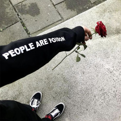 ⠀