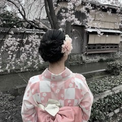 ૮꒰ྀི ⊃ ៸៸ ⊂ ꒱ྀིა