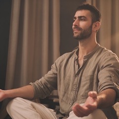 Breakfast at Tiffany sung into iPhone 16