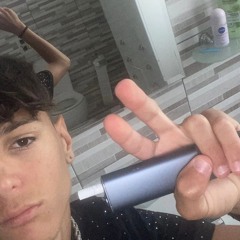 𝓐𝓷𝓭𝓻𝓮💕💋