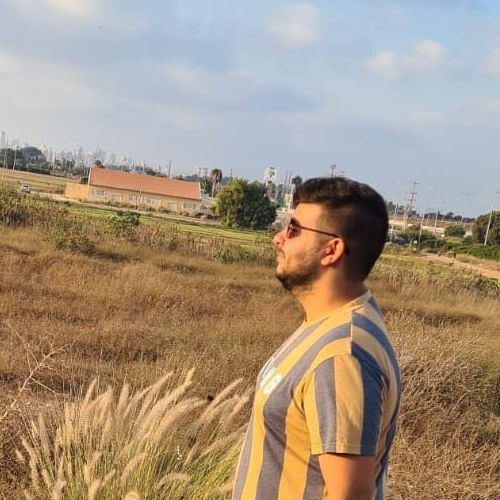 Stream Reef Daniel music | Listen to songs, albums, playlists for free ...