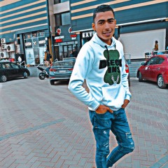 نسيت اكتب اسمي