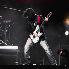 AlexV