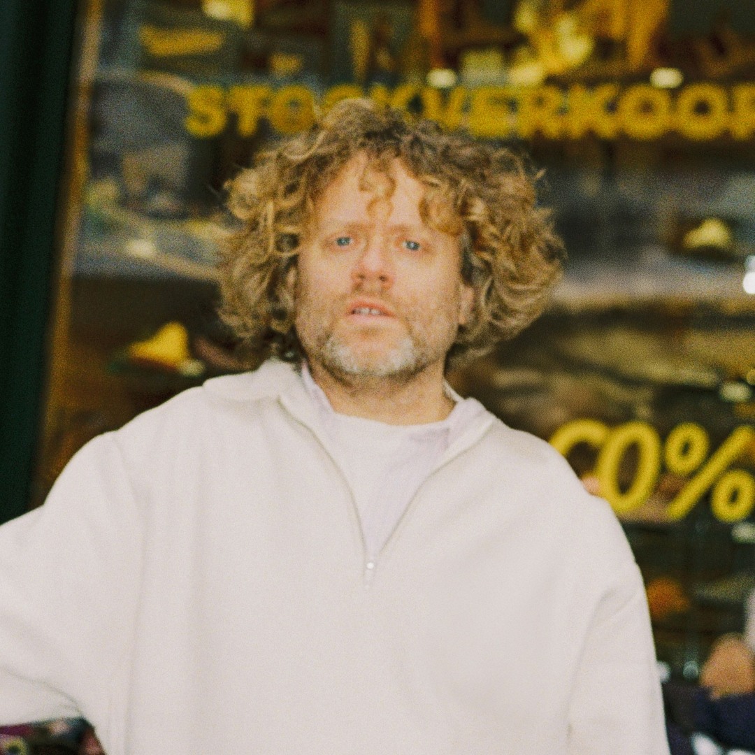 Stream Benny Sings music | Listen to songs, albums, playlists for