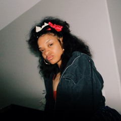 𝟸🄿🄷🄾🄽🄴🅂's