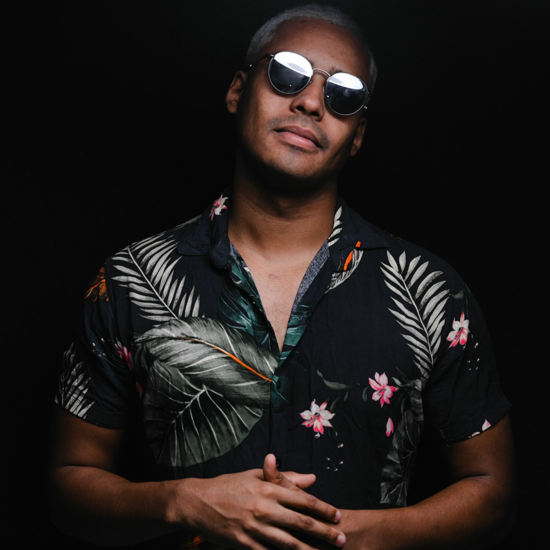 avatars-goHsTYUyFsVdzzzz-