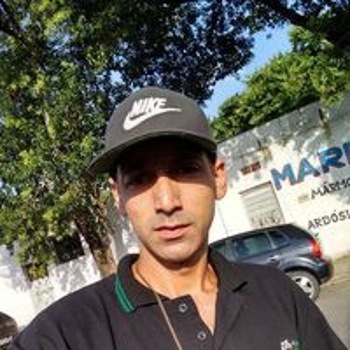 Rômulo Ferreira’s avatar