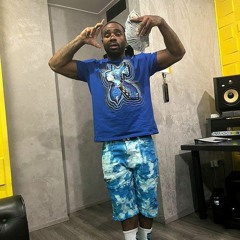 Yogie5ive aKA Mr.joiNt of dA YeAr