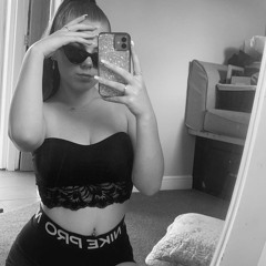 Ellie 🤍