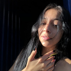 Maria Vitória de Oliveira