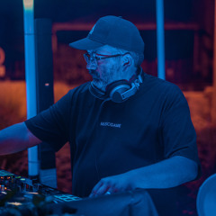 Micxdj.tek