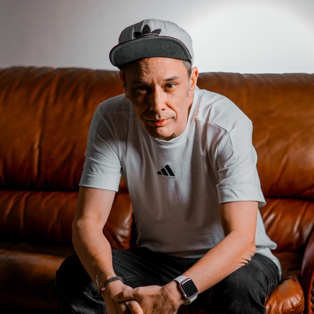 Stream Domingo + music | Listen to songs, albums, playlists for