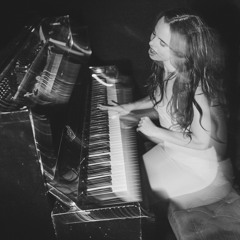 𝕸𝖆𝖙𝖍𝖎𝖑𝖉𝖊 𝕱𝖊𝖗𝖓𝖆𝖓𝖉𝖊𝖟